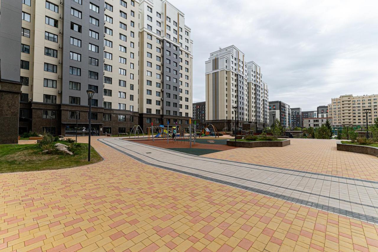Шикарная Квартира На Против Сада Astana Eksteriør bilde