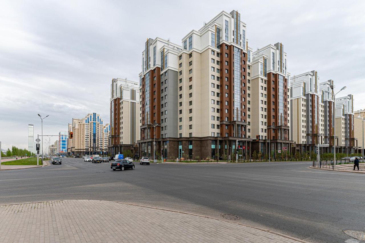 Шикарная Квартира На Против Сада Astana Eksteriør bilde